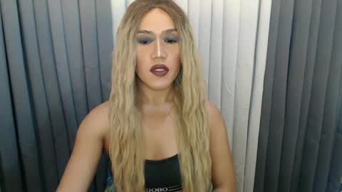 GWEN THOMPSON .......   online show from 9, 12, 2024