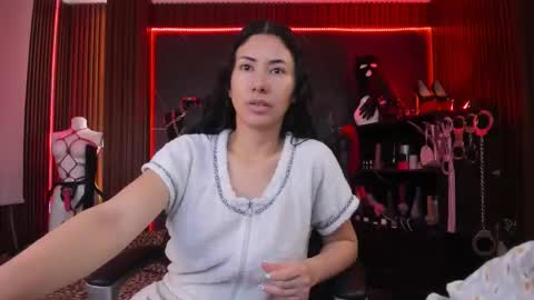 XiaQueen   I M online show from 18, 9, 2025