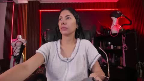 XiaQueen   I M online show from 19, 11, 2025