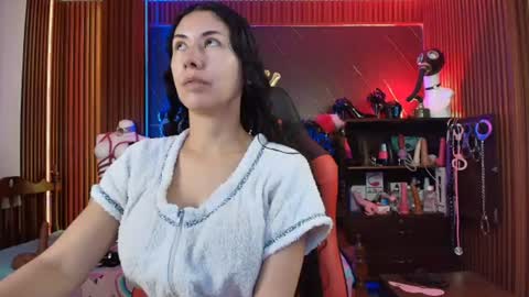XiaQueen   I M online show from 2, 7, 2026