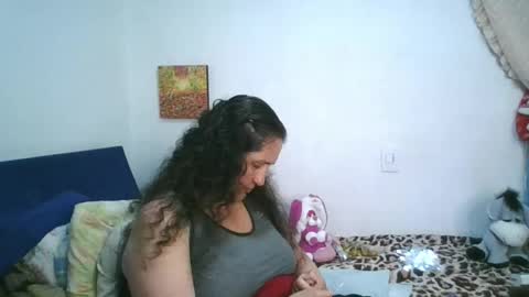 Ximena online show from 17, 4, 2026