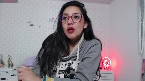 ximena suarez online show from 21, 1, 2025