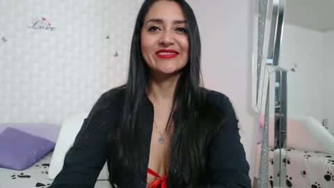 ximena suarez online show from 29, 1, 2025
