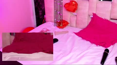 Snapshot of ximenareid chatting on 5, 2, 2025 Ximena online show from 5, 2, 2025