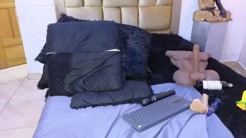 ximena online show from 15, 2, 2025