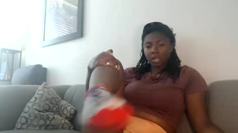 Snapshot of ximora212 chatting on 2, 5, 2026 Ximora online show from 2, 5, 2026