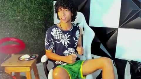 Snapshot of xion_ez chatting on 30, 10, 2025 xion_ez online show from 30, 10, 2025