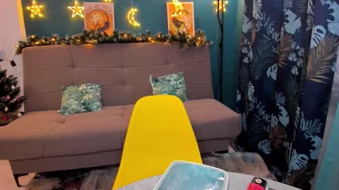 Snapshot of xloe_queen chatting on 27, 12, 2024 Chloe online show from 27, 12, 2024