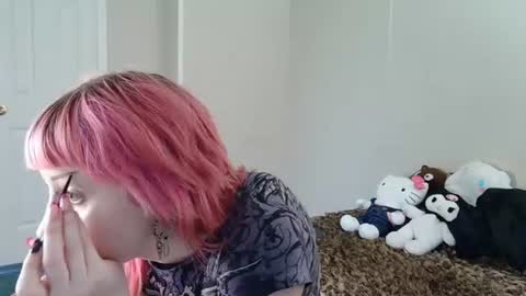 Snapshot of xluvamethystx chatting on 23, 7, 2026 cat 3 online show from 23, 7, 2026