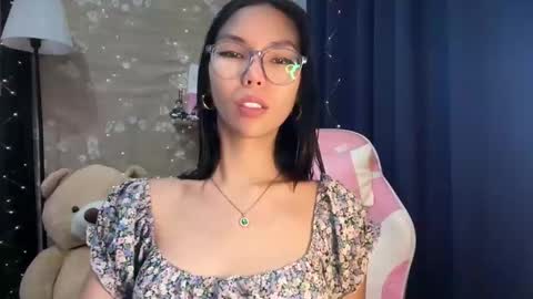 Sweet Monica online show from 1, 12, 2025