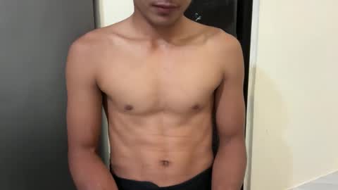 Snapshot of xmoreno_guy69 chatting on 19, 11, 2025 SECRET online show from 19, 11, 2025