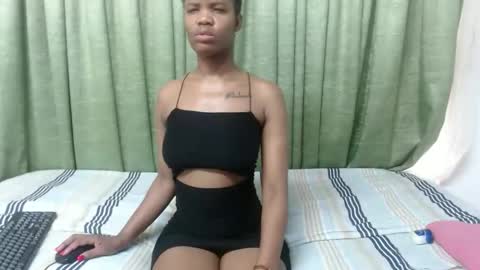 Snapshot of xnaturalslender6x chatting on 12, 10, 2025 xnaturalslender6x online show from 12, 10, 2025