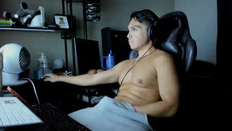 xoalejandroxo6 online show from 14, 4, 2026