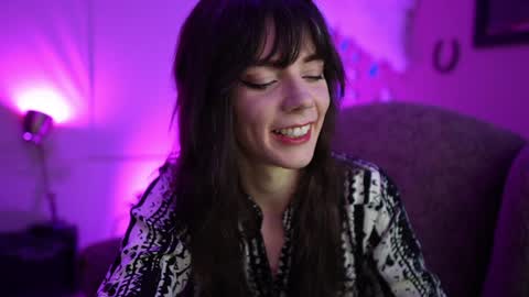 Bella Bondai online show from 29, 1, 2025