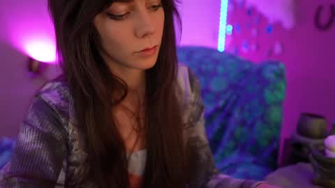 Bella Bondai online show from 2, 3, 2025