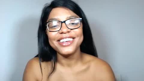 Snapshot of xoeewinters chatting on 16, 12, 2025 Xoee Winters online show from 16, 12, 2025