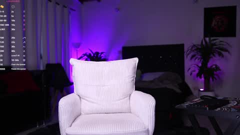 Snapshot of xomega_02 chatting on 17, 1, 2025 online show from 17, 1, 2025