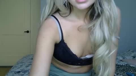 Lacey Loo online show from 10, 5, 2026
