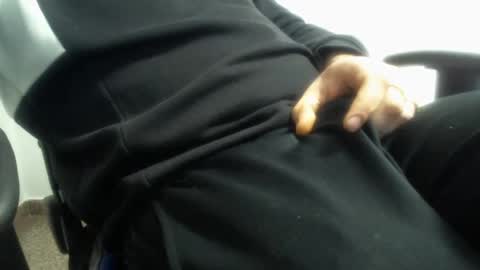 xoxopum online show from 4, 1, 2025