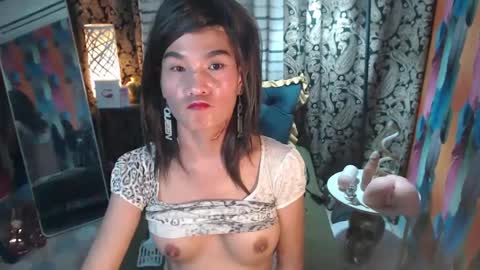 Snapshot of xqueenyasiandomcumx chatting on 31, 1, 2025 address me as QUEEN NINA A Little Bit of ANGELIC FACE with a Wild Demonic Side online show from 31, 1, 2025