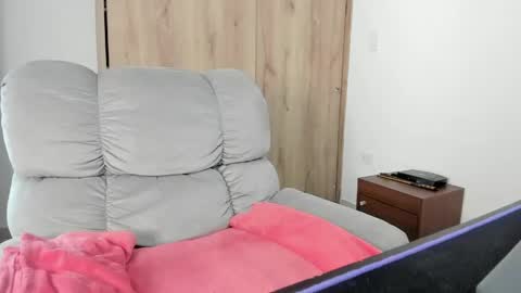 Snapshot of xspecialroomx chatting on 10, 5, 2026 Hellen Sofia instagram hellen5546 online show from 10, 5, 2026