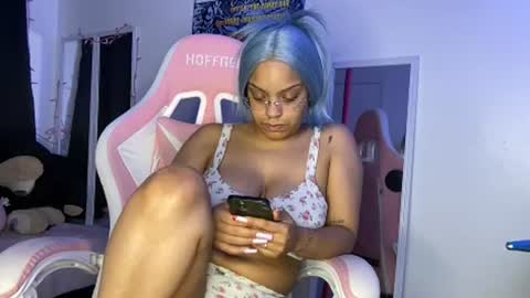 xStarGazingx online show from 3, 7, 2026