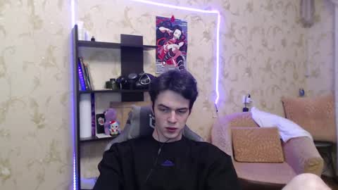 traqqq online show from 10, 3, 2025