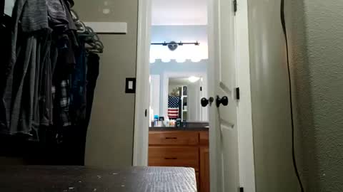 Snapshot of xtreme1970 chatting on 10, 3, 2025 Xtreme online show from 10, 3, 2025