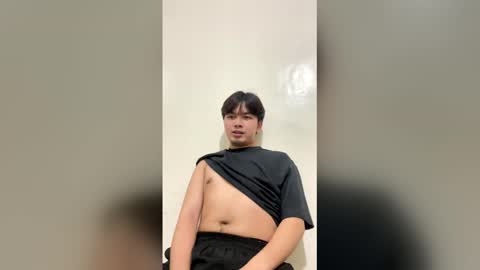 Snapshot of xunekah chatting on 3, 12, 2025 Kyle online show from 3, 12, 2025