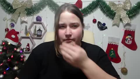 Snapshot of xx_daniella_xx chatting on 9, 12, 2024 xx daniella xx online show from 9, 12, 2024
