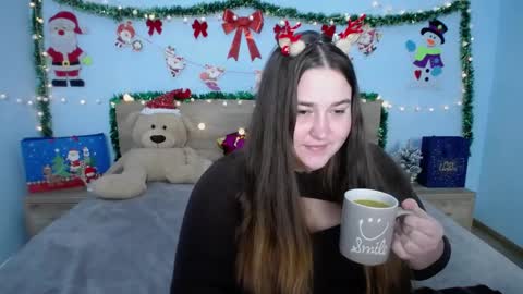 Snapshot of xx_daniella_xx chatting on 24, 12, 2024 xx daniella xx online show from 24, 12, 2024