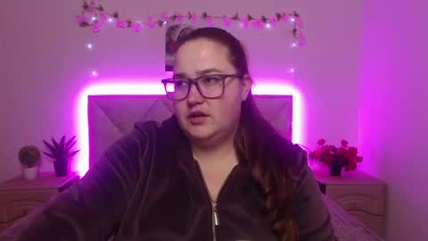 Snapshot of xx_daniella_xx chatting on 22, 4, 2026 xx daniella xx online show from 22, 4, 2026