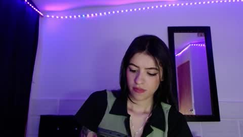 Snapshot of xx_johnson_xx chatting on 19, 1, 2026 VALE online show from 19, 1, 2026