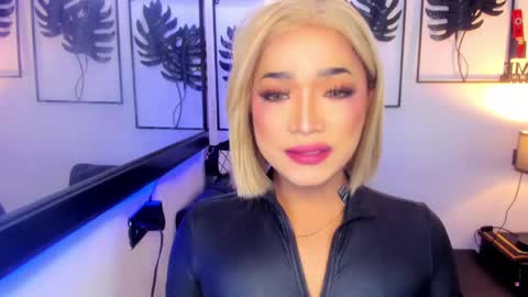 xxasian_goddessxx online show from 30, 4, 2026