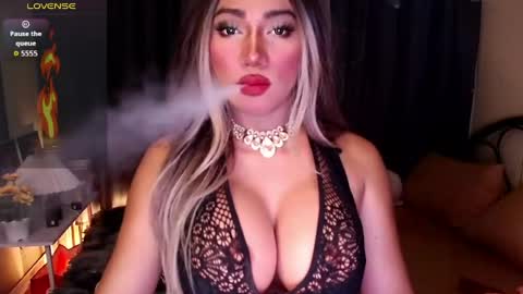 Snapshot of xxcinddyxx chatting on 10, 6, 2026 cinddy online show from 10, 6, 2026