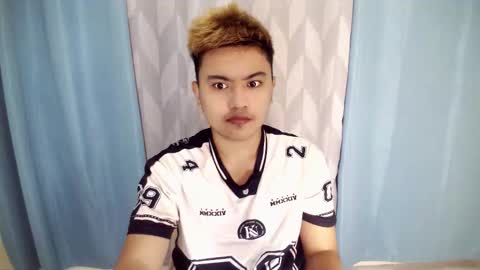 Loyd online show from 4, 11, 2025