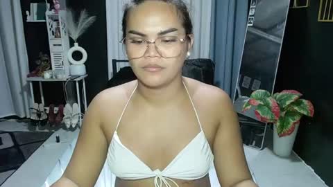 Snapshot of xxkylie_smithxx chatting on 11, 6, 2026 Kylie Smith online show from 11, 6, 2026