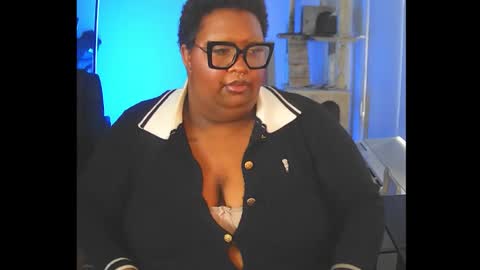 Snapshot of xxmoniquestarrxx chatting on 22, 2, 2026 Thee Baddest BBW online show from 22, 2, 2026