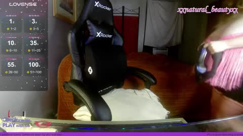 Snapshot of xxnatural_beautyxx chatting on 3, 2, 2025 Princess Peach  Jade  Felix online show from 3, 2, 2025