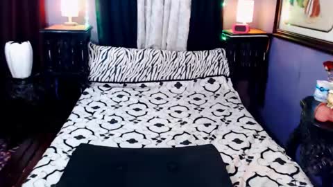 Snapshot of xxqueenofperfectionxx chatting on 18, 1, 2025 urperfection kelly online show from 18, 1, 2025