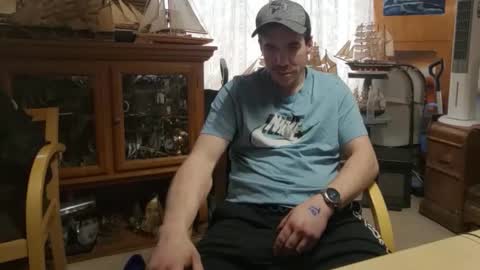 xxScubaStevexx online show from 29, 3, 2026