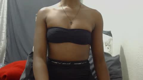 Snapshot of xxsexytalia28 chatting on 26, 2, 2025 xxsexytalia28 online show from 26, 2, 2025