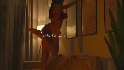 Molly online show from 7, 11, 2025