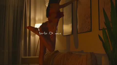 Molly online show from 7, 4, 2026