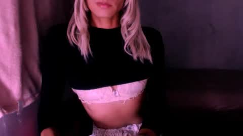 Snapshot of xxxanonymousloverxxx chatting on 12, 6, 2026 Chiara online show from 12, 6, 2026