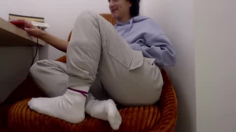 Lola online show from 19, 2, 2025