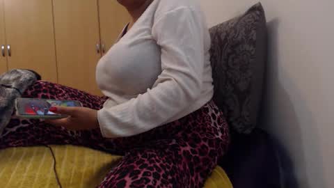 Ayanda online show from 15, 10, 2025