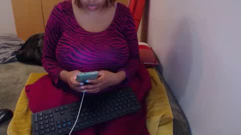Snapshot of xxxbustybabe27x chatting on 22, 4, 2026 Ayanda online show from 22, 4, 2026