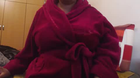 Snapshot of xxxbustybabe27x chatting on 8, 5, 2026 Ayanda online show from 8, 5, 2026