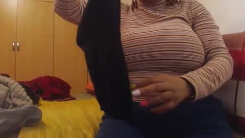 Snapshot of xxxbustybabe27x chatting on 9, 5, 2026 Ayanda online show from 9, 5, 2026